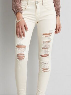 American Eagle Outfitters Cream/Off-White Distressed Jeggings 12 Short